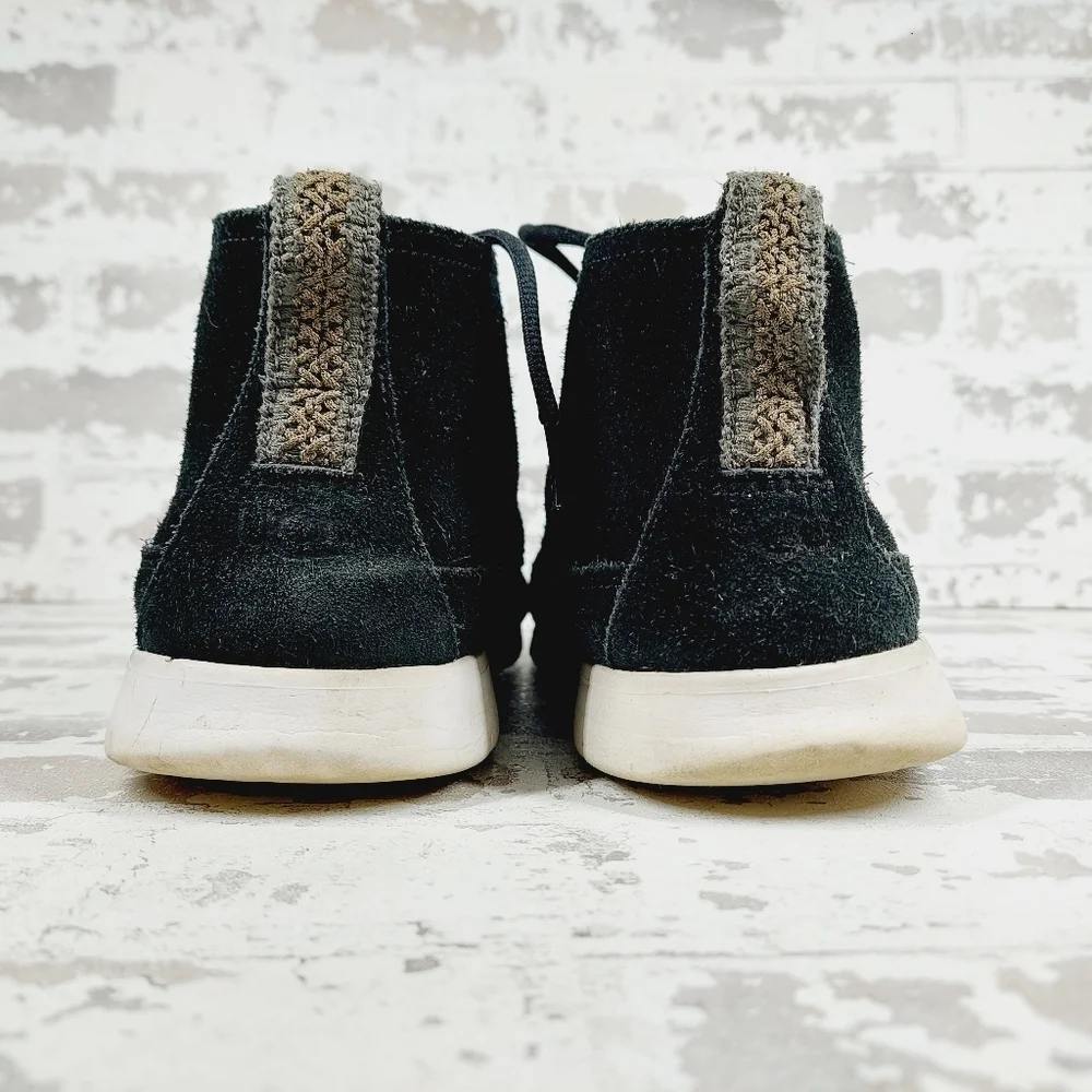 Ugg Casual Lace Up Shoes Black Suede Chukka Boots X367
